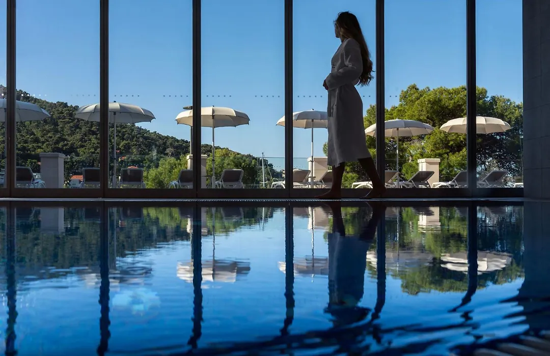 Hotel More (Adults Only)-1